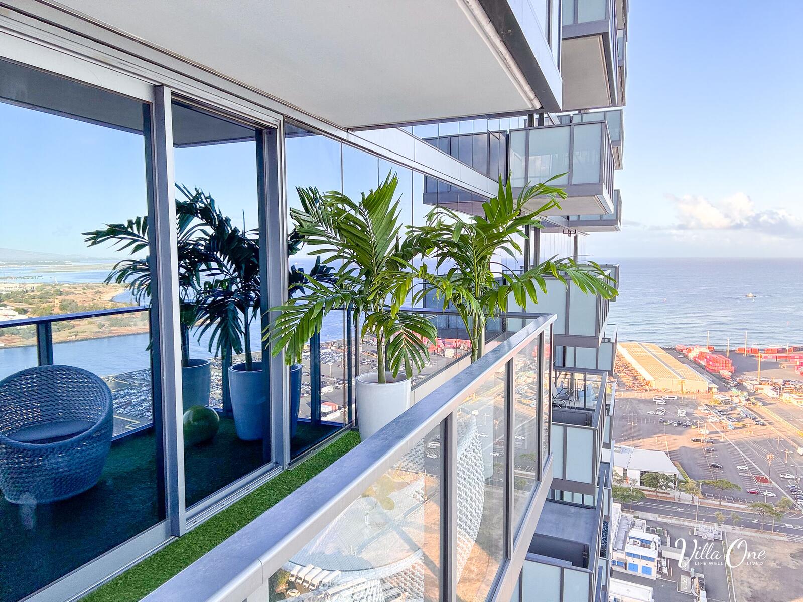 Thirty Eight: Kaka'ako from the lanai